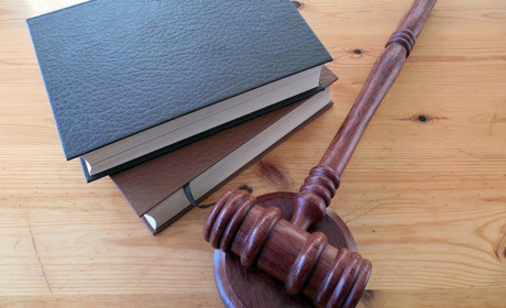 Судитимуть гуляйпільчанина, який спочатку обдурив, а потім пограбував односельця