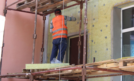 У Троїцькому опорному ліцеї утеплюють фасад та роблять енергоефективну опалювальну систему