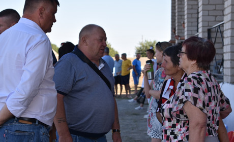 Матері загиблих воїнів-учасників АТО Сірогозщини отримали фінансову допомогу від волонтерів (фото)