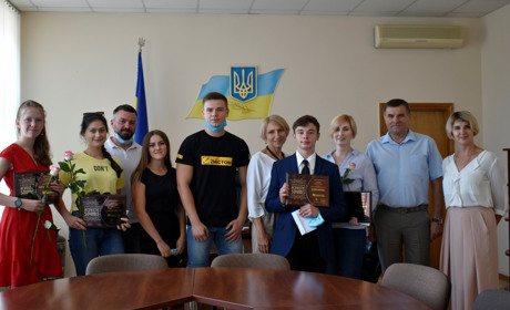 Авторська пісня та власний кавер: у Жмеринці привітали переможців фесту «Zhmerynka acoustic sounds»