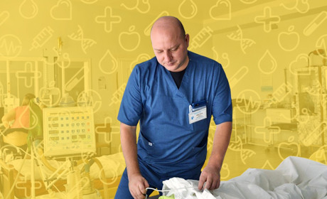 «Костюми міняємо кожні шість годин, маски і фільтри – щодві години», – гадяцький анестезіолог