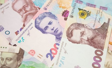 Виплати особам з інвалідністю з дитинства підвищать: коли та на скільки