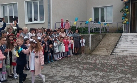 Калуська гімназія і 2 навчальні заклади Новицької ОТГ за результатами ЗНО — у ТОП-200  в Україні