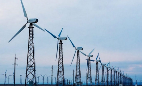 Першу вітряну електростанцію встановили в Южному (ВІДЕО)