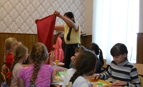 Дитяче захоплення швейною справою переросло у професійну діяльність 