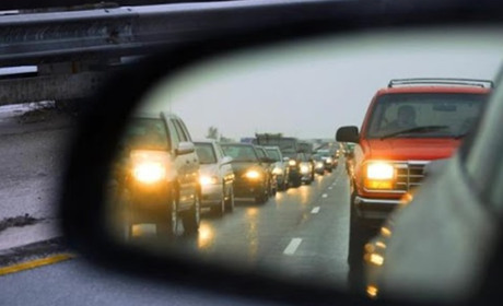 Гадяцьким водіям: з 1 жовтня не забудьте включити фари і вдень