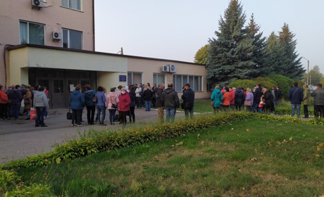 У Мені страйкують працівники сирзаводу. Причина — невиплата заробітної плати. Оновлено