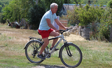 Життя у русі. Як це - займатися спортом у 73 роки - пояснює троїчанин Петро Бабкін