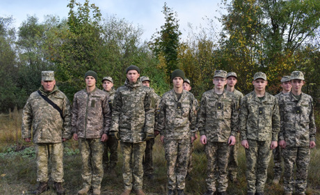 Патріотична гра на полігоні: юнаки перевіряють свою готовність до захисту Вітчизни