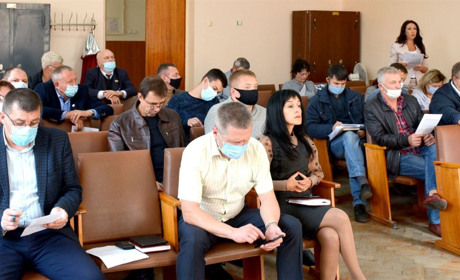 Золотоніський міськвиконком віддав преміальні на придбання кисню для апарату ШВЛ районної лікарні