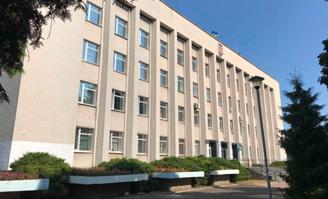 Конотопську міську раду закриють для відвідувачів. Що про це відомо