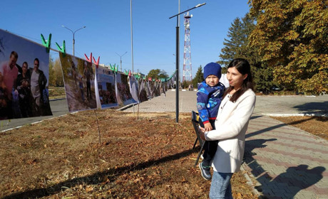 До фотоконкурсу "Пишаюся своїм татом" долучилися ще 15 учасників