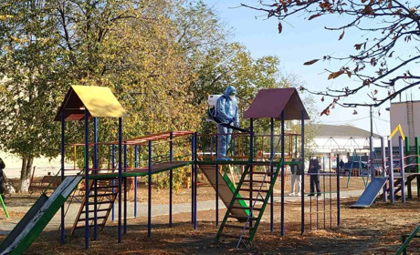 За дві доби в Троїцькому на коронавірусну інфекцію захворіли 42 людини