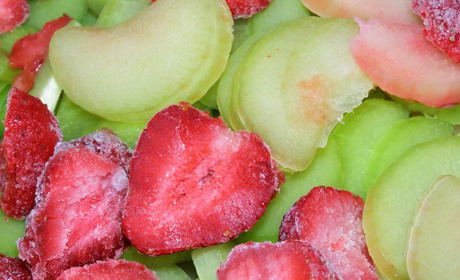 Як підготувати фрукти та ягоди до зими: основні правила заморожування