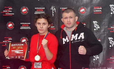 Измаильчанка Александра Карасева завоевала серебро на Чемпионате Украины по ММА
