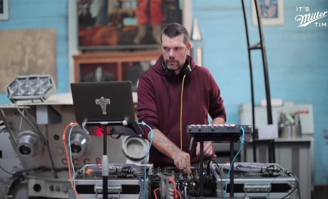 У музеї космосу в Переяславі лунала електронна музика. Приїздив Dj Tapolsky
