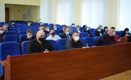 Поліція знає, хто вивозив сміття на м'ясокомбінат – чергова сесія міськради