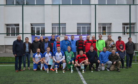 «Матчем дружби» завершили у Старокостянтинові чемпіонат з міні-футболу серед підприємств міста