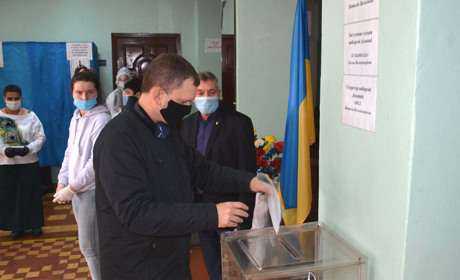 Місцеві вибори-2020: золотонісці роблять свій вибір