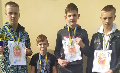 Сірогозькі каратисти привезли з Всеукраїнського турніру з ката чотири нагороди високого гатунку