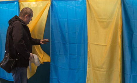 На Гуляйпільщині виборець прийшов без захисної маски, а на Пологівщині – вніс правки у бюлетень