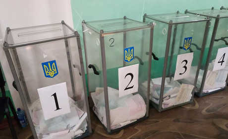 Уже майже  точно відомо, хто стане мером Добропілля і які партії взяли більшість у радах 