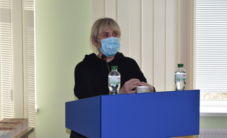 «Українці швидше повірять простому дядьку Івану, ніж тому, хто має владу». Як фільтрувати інформацію