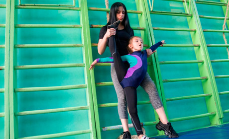 «Я завжди попереджаю, що гімнастика – це боляче та можуть бути травми», – тренерка з Добропілля