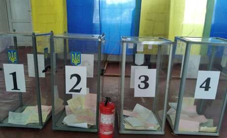 Хто з троїчан пройшов до Сватівської райради