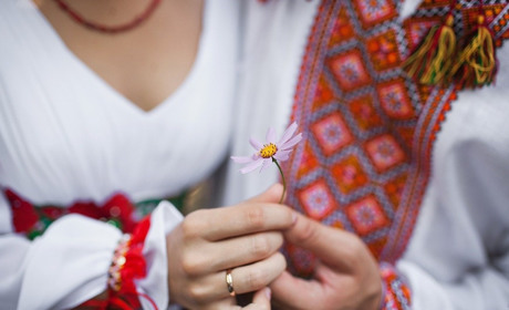 9 листопада пишемо радіодиктант національної єдності: де слухати та куди відправити свою роботу