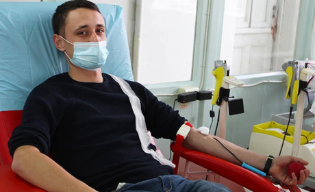 Здати кров — врятувати життя: як херсонські Нацгвардійці допомагають службі крові