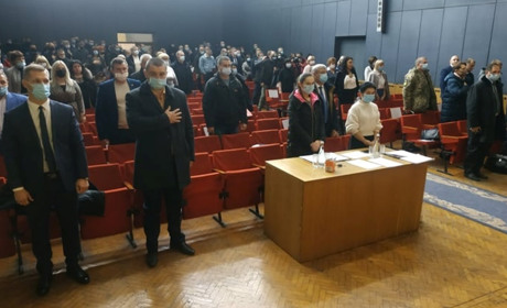 У Добропіллі відбулася перша сесія депутатів нового скликання