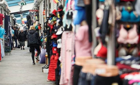 У сусідів: про роботу ринків, коронавірус у вчителів та популярність зіньковецької ковбаси