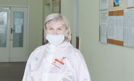 Зараз хворі переносять коронавірус важче, ніж навесні і влітку, каже лікарка  Ольга Смикало