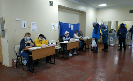 Як проходить другий тур місцевих виборів у Нікополі