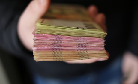 Представляються працівниками соцслужб і хочуть обміняти гроші: в області активізувалися шахраї 