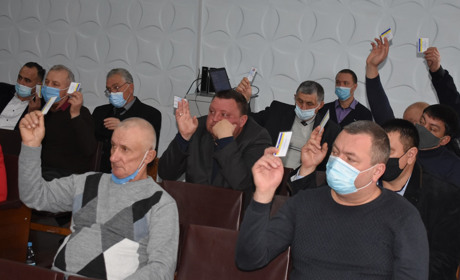 На першій сесії Нижньосірогозької селищної ради затвердили постійні депутатські комісії