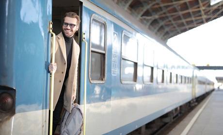 "Укрзалізниця" вводить додатковий потяг Херсон-Київ. Він курсуватиме впродовж зимових свят