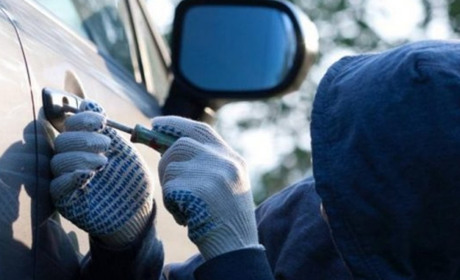 Їздили в Новоград "роздобути грошей": місцеві поліцейські підозрюють підлітків у крадіжках