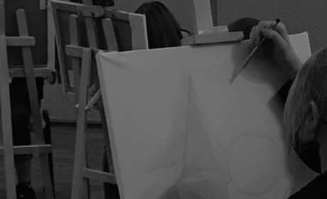 Троїчанка захоплюється малюванням та мріє про професію слідчої - криміналістки