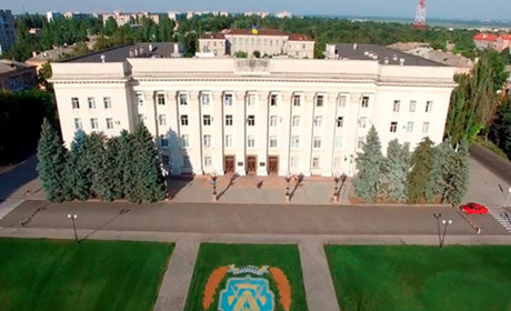 Сесія Шредингера: в Херсонській обласній ТВК не визначились із датою першої сесії