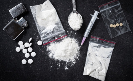 У Добропіллі поліцейські затримали наркоторговця 