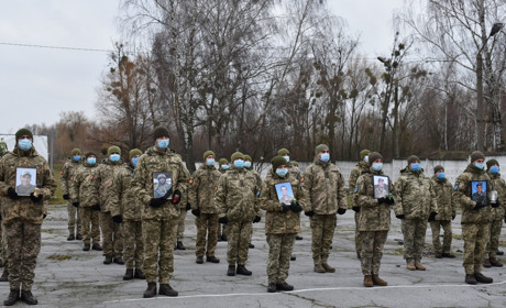 Воїни 30-ї окремої механізованої бригади повернулися додому: фоторепортаж