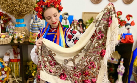 7 грудня - День української хустки та День святої Катерини