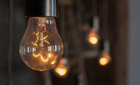 Хто залишиться без світла: графік відключень електропостачання на Гадяччині з 7 по 13 грудня