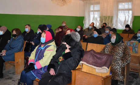 Їх турбує стан ЖКГ та екологія: у Новограді майже 600 жителів підписали колективне звернення