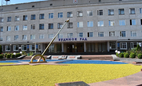 Чому у Новограді скликатимуть позачергову сесію міської ради
