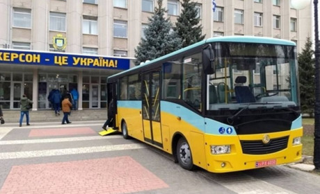 В Херсоні продовжать їздити громадським транспортом за повною вартістю на період карантину