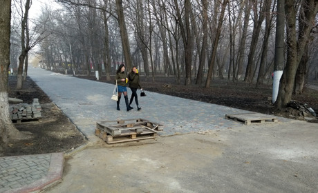 Оновлений парк до Дня міста та набережна від ГЕС до мосту: нова влада анонсувала проєкти