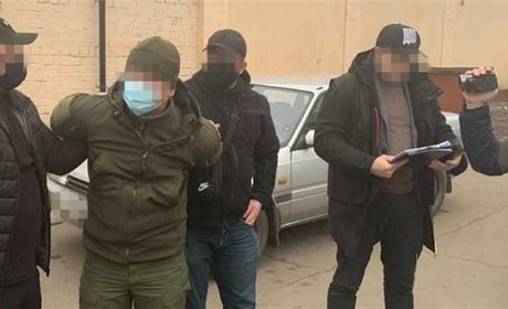 Херсонського нацгвардійця звинувачують у вимаганні хабарів. Його тимчасово відсторонили